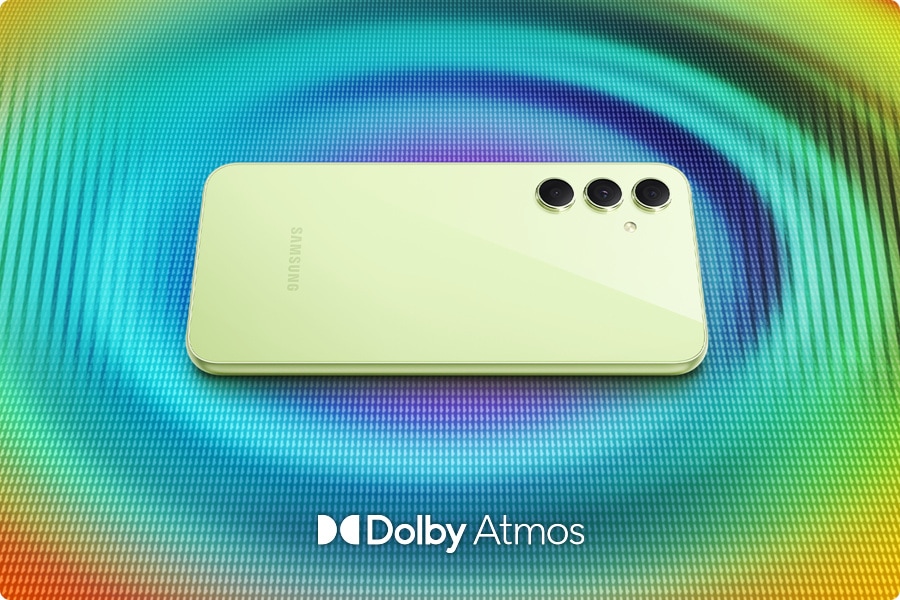 平台上的 Galaxy A54 5G 手機正面朝下，發出動態色彩的同心波。杜比全景聲 (Dolby Atmos) 標誌顯示在底部。