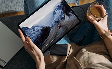 一台筆記型電腦連接到 T9。