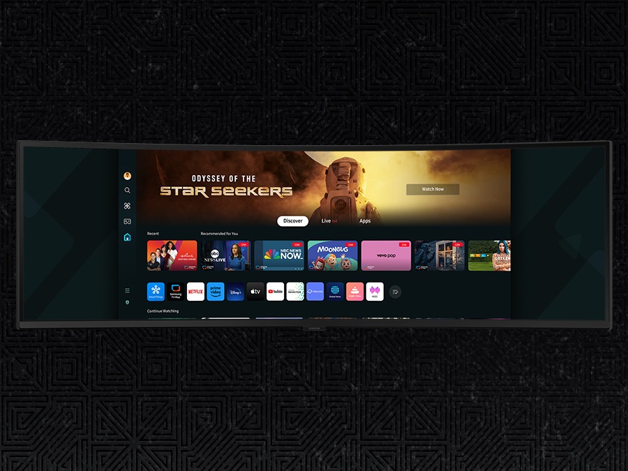 畫面中顯示 Media Home UI，接者它會轉換為影片。在使用 Samsung 傳統顯示器的情況下，整個聲音會根據噪音聲量而變化。但使用 Active Voice Amplifier Pro 時，只有對話可以大於環境聲和 BGM 以外的噪音聲量。