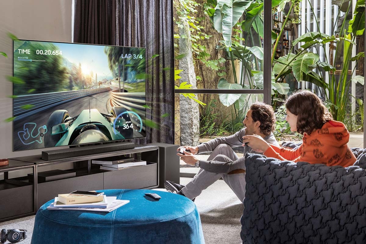 3.1.2 Ch Soundbar Q700A lifestyle