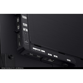 [三星 ÓLÉD~ 4K S90C 在側面和底部有 Ú~SB、HD~MÍ、LÁ~Ñ、天線等端口。]