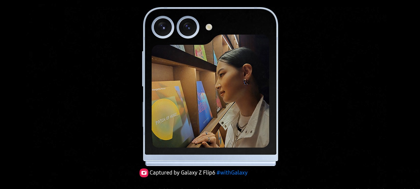 Se toma una foto con poca luz, pero se capturan colores y detalles intensos. Capturada con el hashtag Galaxy Z Flip6 con Galaxy. 