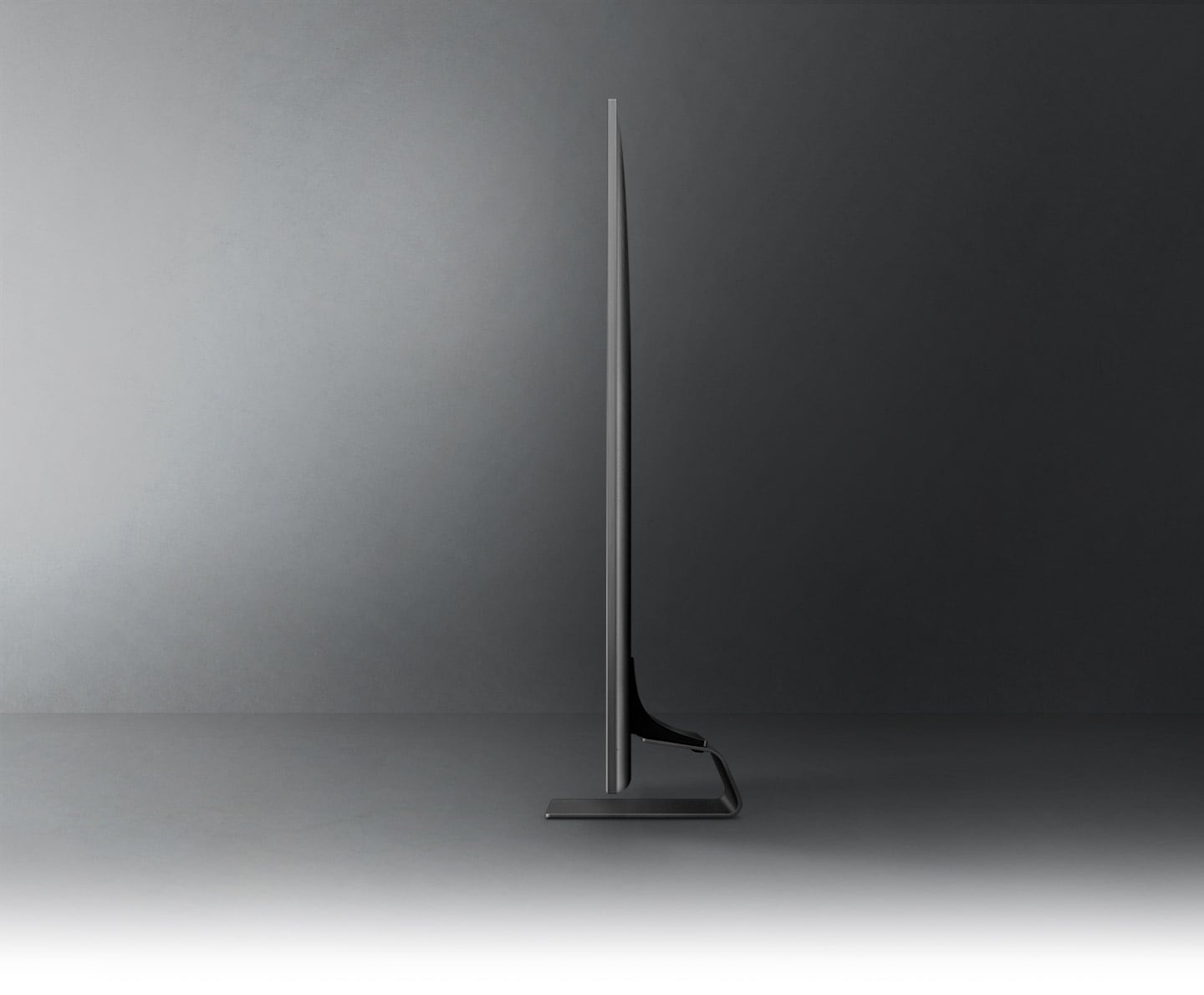 Profile view of QLED TV shows ultra slim design of QLED TV NeoSlim.