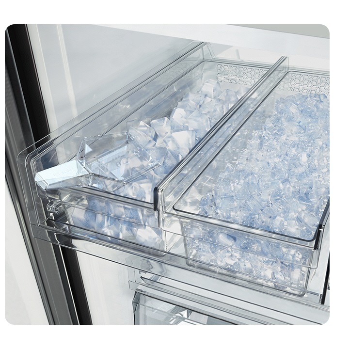 Dual Auto Ice Maker offers the convenience of both Cubed Ice and Ice Bites.