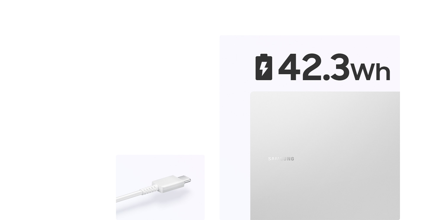 Un câble USB Type-C blanc se trouve à gauche et le capot supérieur d'un Galaxy Book2 Go de couleur argentée se trouve à droite avec le logo Samsung face à l'avant.