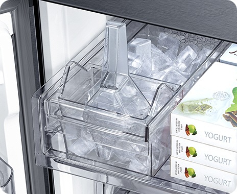 Auto Ice Maker offers the cubed ice.
