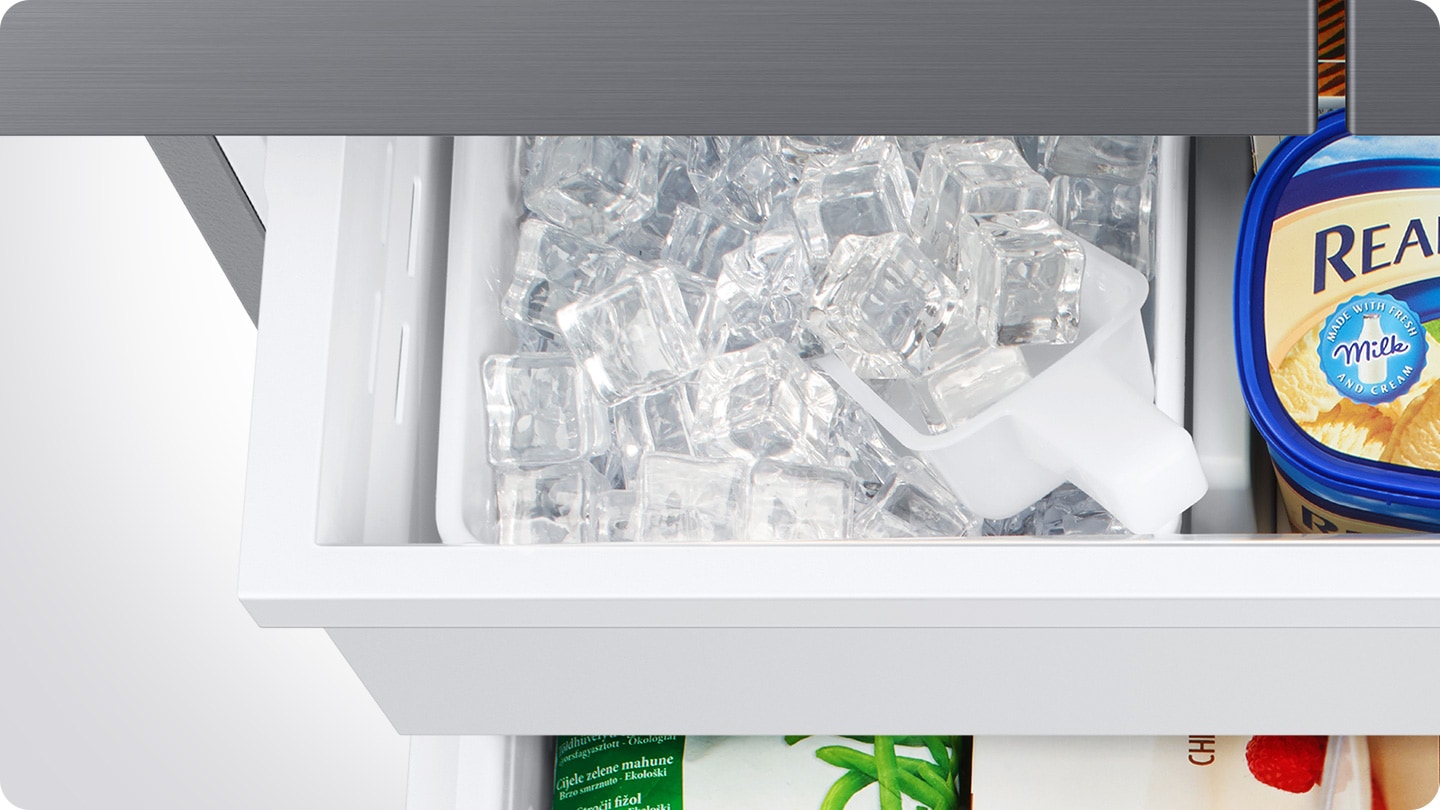 Twist Ice Maker en el cajón del freezer