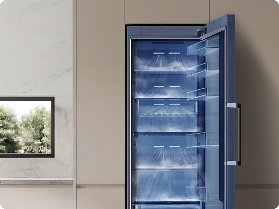 Cold air circulates evenly throughout all storage areas inside the refrigerator.