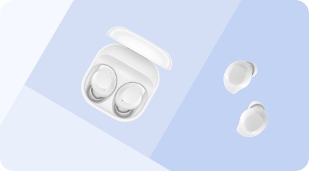 Galaxy Buds Core in White shown in their case with the case open. Another pair of Galaxy Buds Core in White outside of their case.