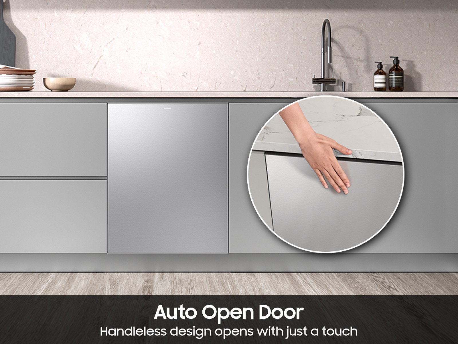 38 dBA Bespoke Auto Open Door Dishwasher with 3rd Rack Washing System in Fingerprint Resistant Stainless Steel Silver