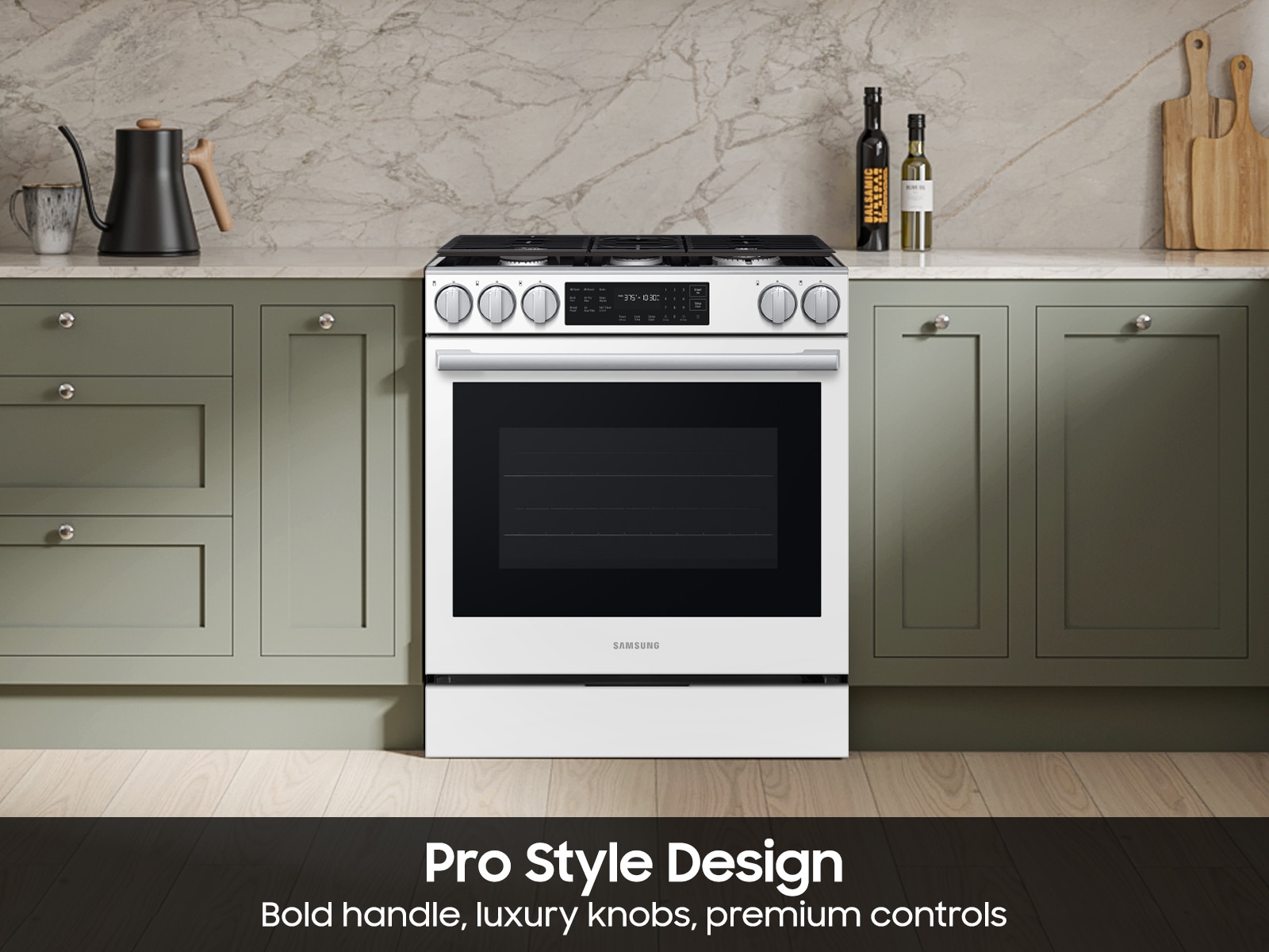 Bespoke Smart Slide-in Gas Range Pro Style Design | Air Fry Max | True Convection White Glass
