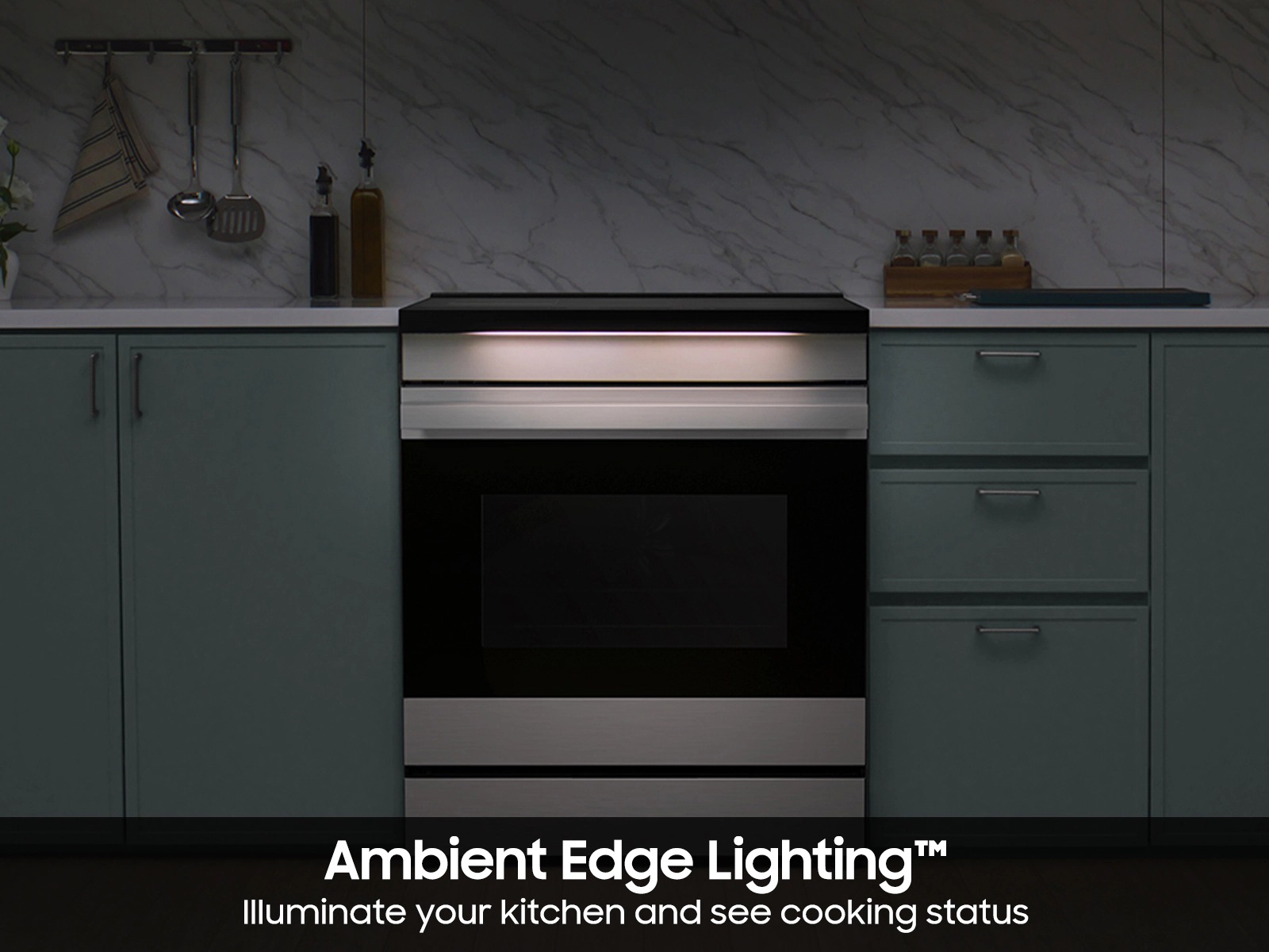 Bespoke Smart Slide-In Induction Range 6.3 cu. ft. in White Glass with ...