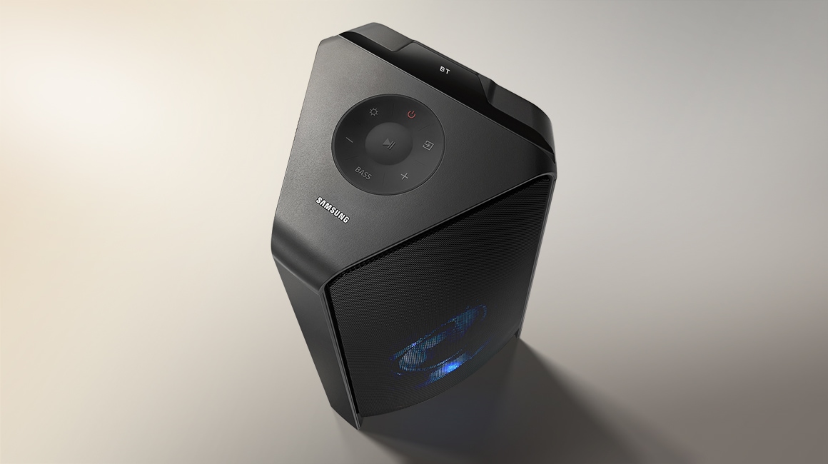Detalle de la torre de sonido MX-T50