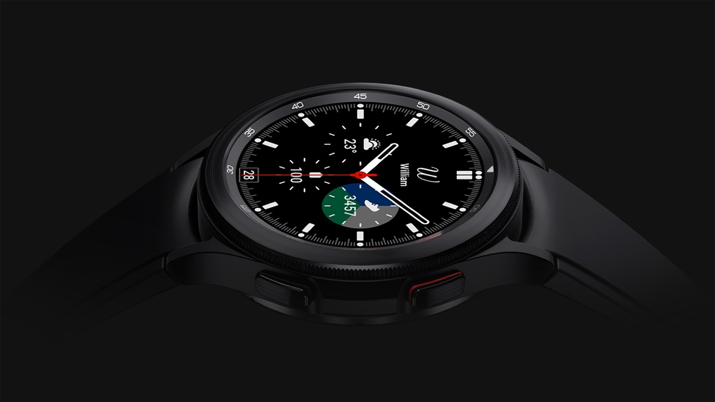 Galaxy Watch4 Classic: Hãy khám phá bức tranh toàn diện về một chiếc đồng hồ thông minh hơn cả mong đợi với Galaxy Watch4 Classic. Sức mạnh siêu việt và khả năng chăm sóc sức khỏe đưa tay của bạn đến một cấp độ mới. Đừng bỏ lỡ hình ảnh đầy sức hút này, bạn sẽ khám phá hàng loạt tính năng thú vị!