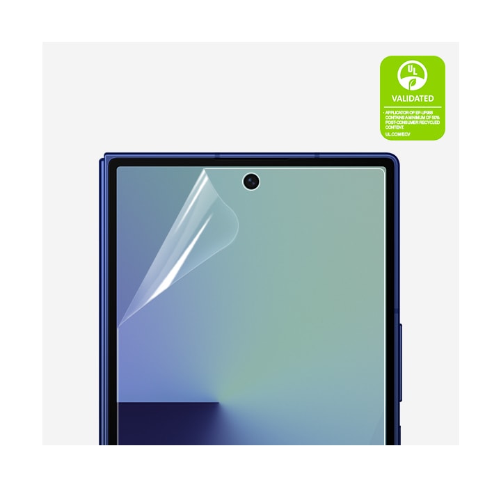 Góc nhìn cận cảnh của Màn hình ngoài của Galaxy Z Fold7 được hiển thị. Miếng dán màn hình chống chói được bóc nhẹ khỏi màn hình để làm nổi bật độ rõ nét và khả năng giảm phản chiếu – những đặc điểm nổi bật của lớp phim này. Dòng chữ có nội dung là DỤNG CỤ EF-UF966 ĐƯỢC UL XÁC NHẬN CHỨA TỐI THIỂU 50% HÀM LƯỢNG TÁI CHẾ TỪ CHẤT THẢI SAU TIÊU DÙNG. UL.COM/ECV