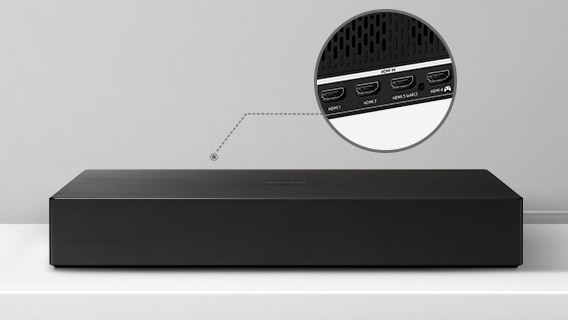 Cận cảnh hộp One Connection Box cho thấy thiết kế mỏng, tối giản của nó.