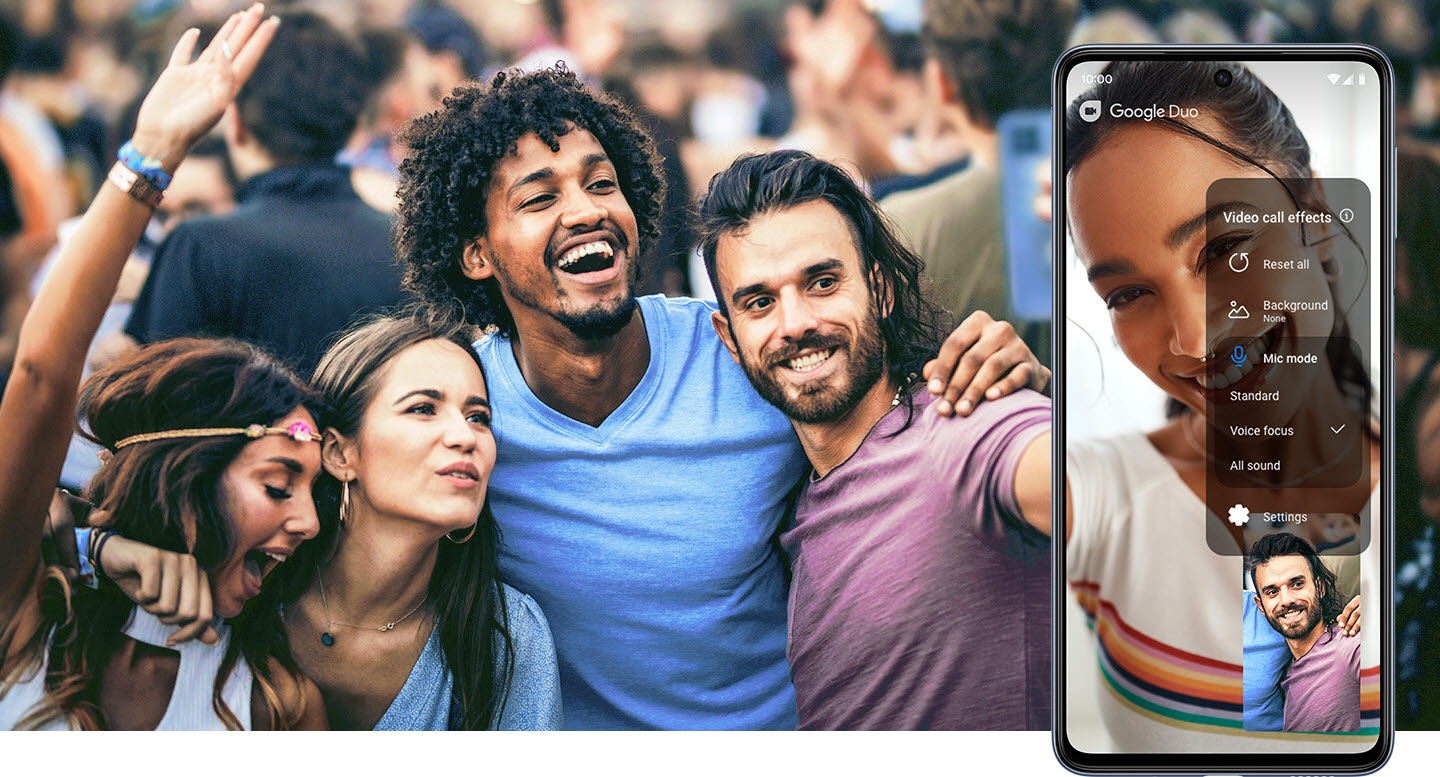 2. A group of friends, smiling and laughing, are talking to a friend in a video call with a Galaxy M53 5G device held by the friend in the right end of the group. To the right, an M53 5G device shows the person they're talking to in video call and shows a Video call effects menu that indicates Mic mode feature is activated.