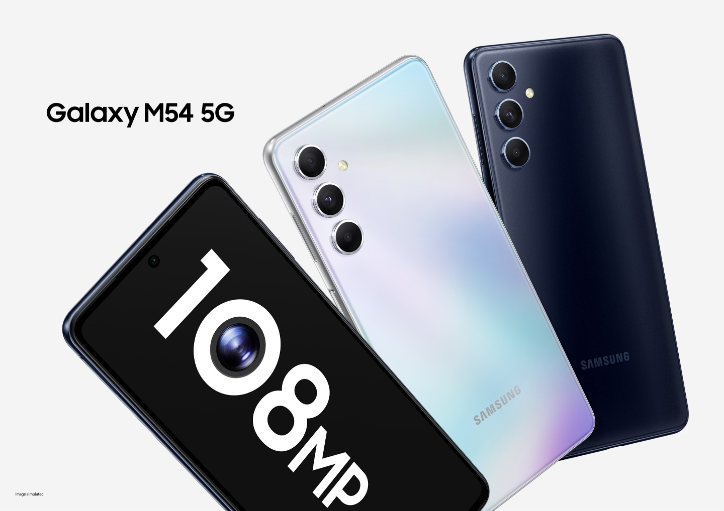 Hiển thị Ba thiết bị Galaxy M54 5G, thiết bị bên trái với màn hình trước hiển thị chữ "108MP", thiết bị ở giữa hiển thị mặt lưng màu bạc, thiết bị bên phải hiển thị mặt lưng màu xanh navy đậm.