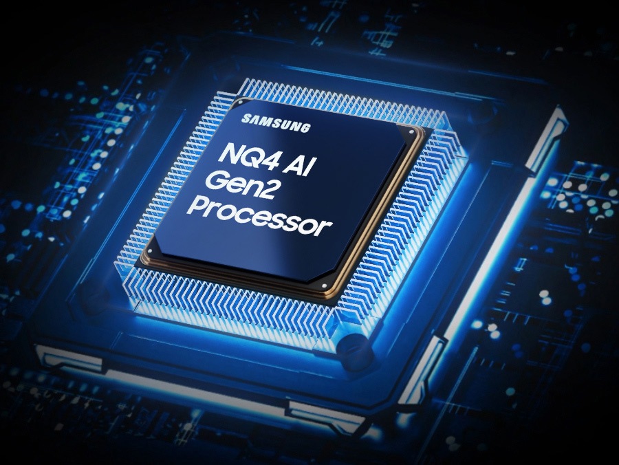 Chip xử lý NQ4 AI Gen2 được gắn trên bo mạch chính của TV và phát sáng với luồng điện mạnh mẽ lan tỏa từ chip đến phần còn lại của TV.