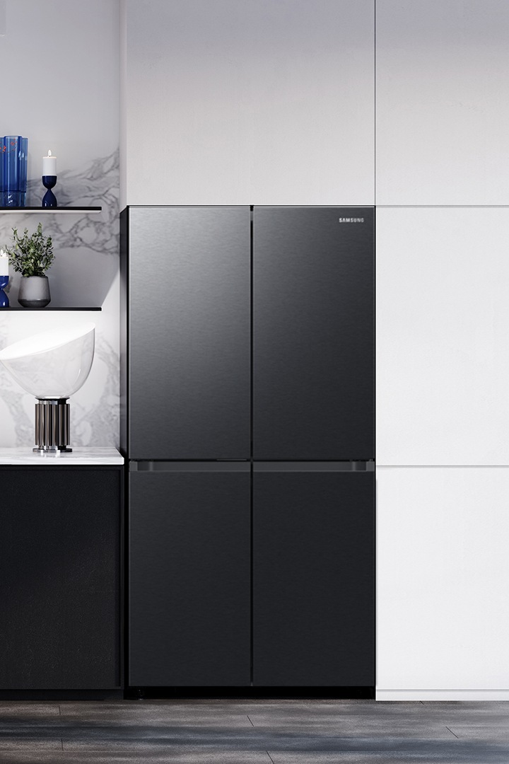 Dung tích cực lớn 648Lvới thiết kế phẳng hiện đại