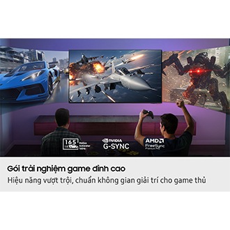 A racecar speeds forward, with Motion Xcelerator technology clearing up the part of the screen it's on.