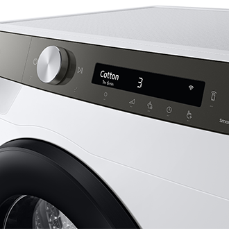 Widok po skosie na panel sterowania i wyświetlacz suszarki Samsung 9 kg z OptimalDry DV90T5240AT/S6