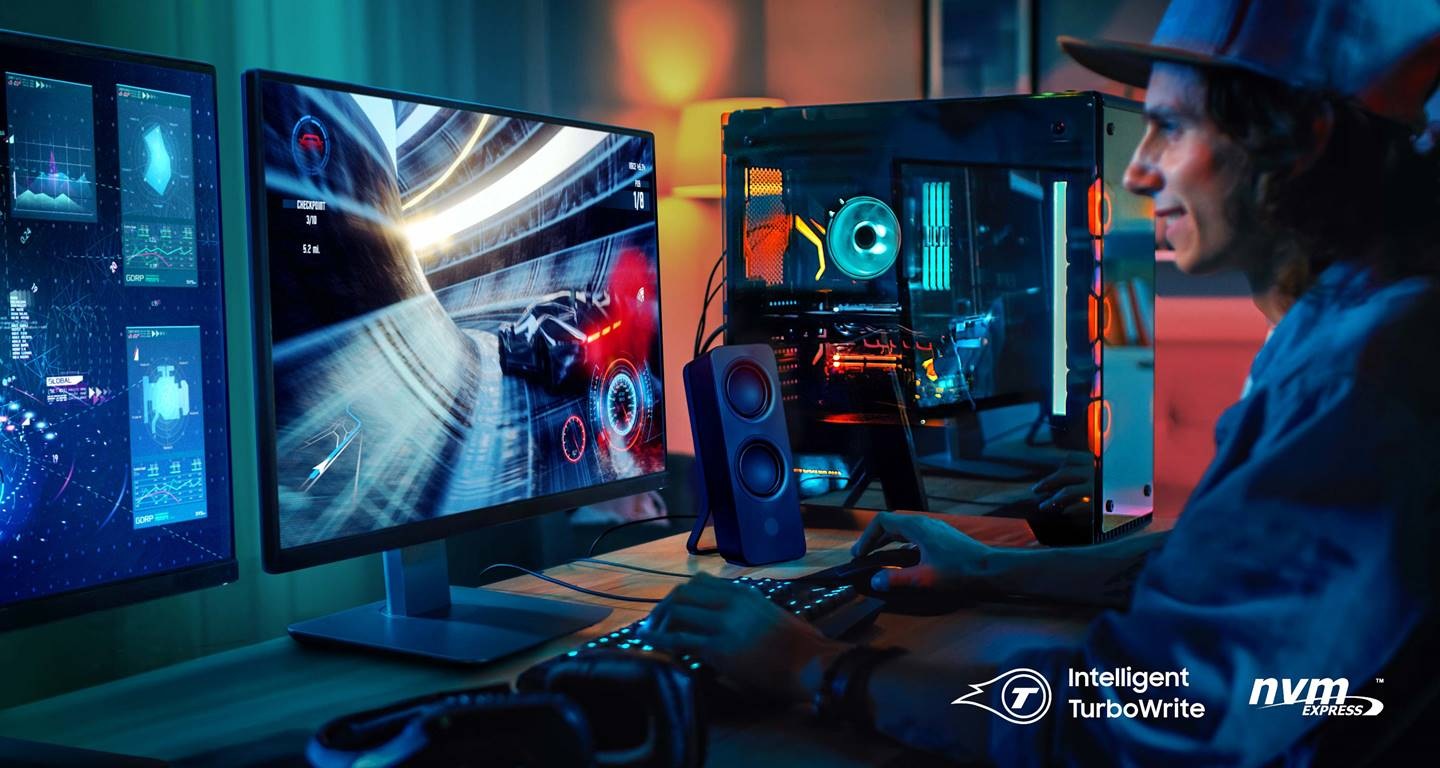 Dysk 980 PRO marki Samsung stworzony jest z myślą o profesjonalnych graczach i użytkownikach. Zapewnia dużą przepustowość oraz wysoką wydajność dla najbardziej wymagających gier i programów graficznych.