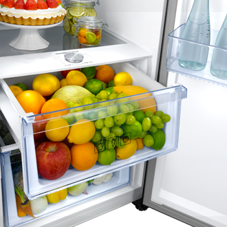 Szuflada na warzywa pozwala dłużej zachować ich świeżość.