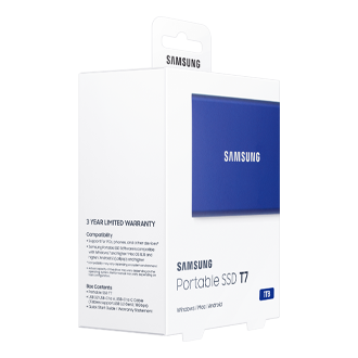 Niebieskie przenośne SSD Samsung T7 1TB z kontrolą termiczną oraz odpornością na wstrząsy - MU-PC1T0H/WW - opakowanie pokazane po skosie od lewej