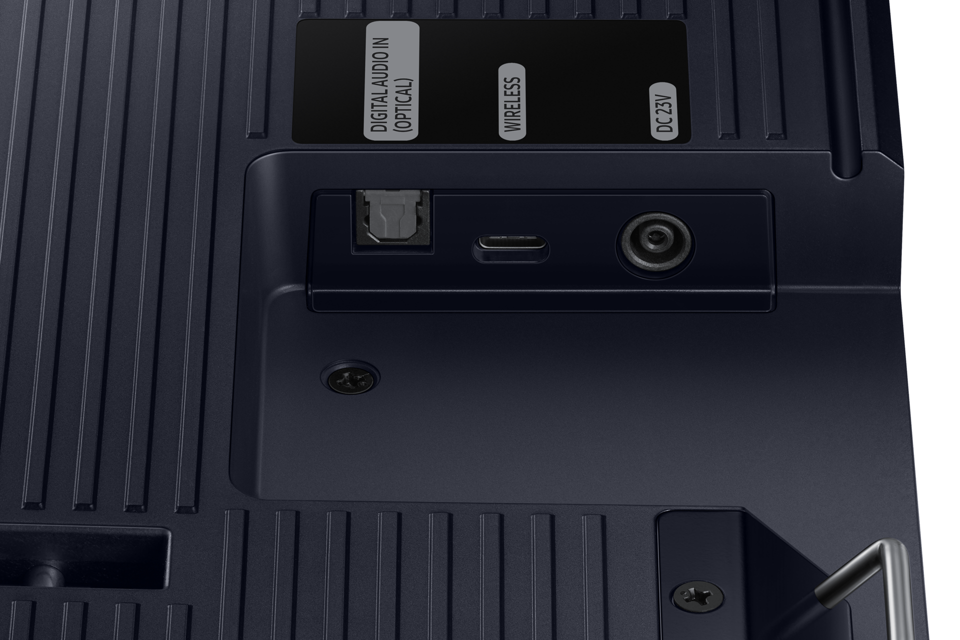 detail-port titanium gray