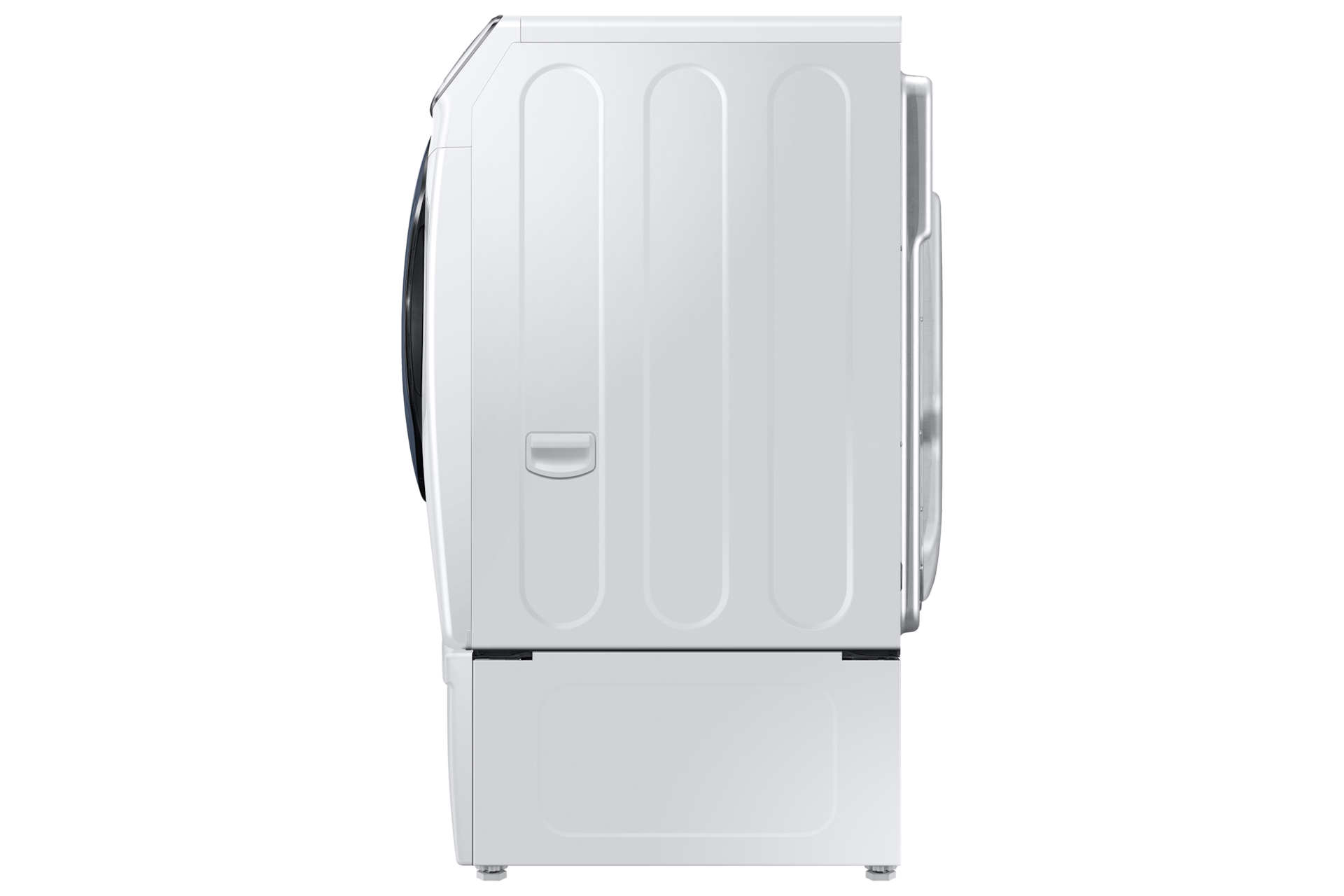 화이트 실내설치 키트 및 건조기 블랙케비어 제품 설치 된 정면