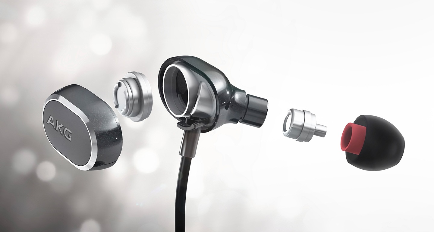 N25 이어폰이 각 부분별 분리되어 있는 제품 옆모습이 보입니다. 