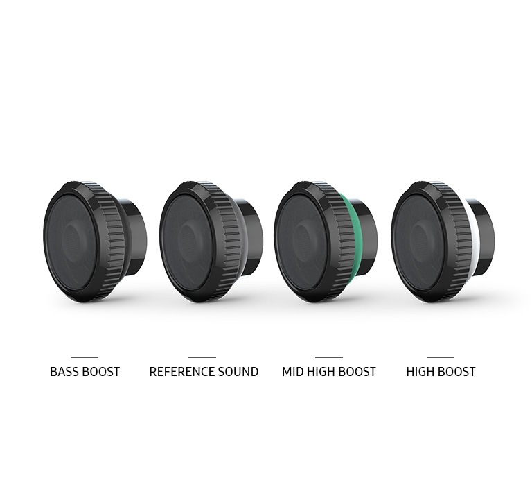 밝은색 바탕화면에 제품이미지 4개를 나열하였으며, 맞춤형 사운드 필터를 설명하고 있다.