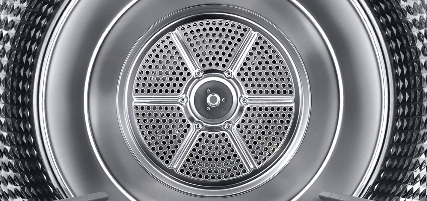 그랑데의 건조통 뒷판 전면 360개 에어홀에서 바람이 퍼져나와 많은 양의 빨래도 빠르게 건조 가능한 것을 표현하였습니다.