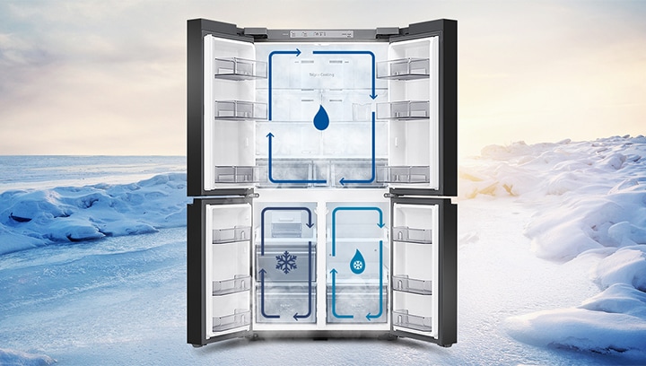 눈밭을 배경으로 상하칸 문이 열린 제품의 모습이 보여지고, 상칸과 하칸에 각각 트리플 독립냉각을 나타내는 인포그래픽이 보여집니다.