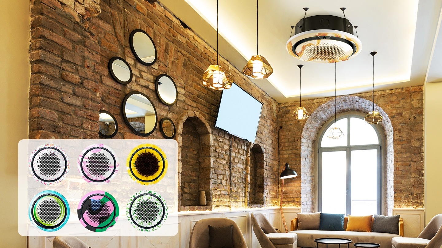 골드톤 인테리어의 카페 공간 천장에 천장형 360이 설치되어 있습니다. 이미지 좌측 하단에는 반투명 화이트컬러의 박스가 있고 다양한 패턴과 컬러의 천장형 360 판넬 이미지가 배치되어 있습니다.