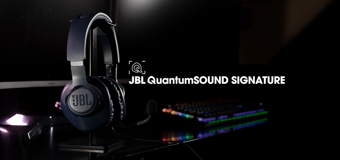 jbl 퀀텀 100 측면 제품이미지와 퀀텀 시그니처 사운드로고가 보입니다.