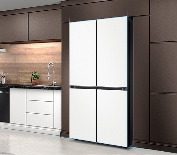 주방가구보다 조금 더 앞으로 튀어나와있는 프리스탠딩 제품이 보입니다