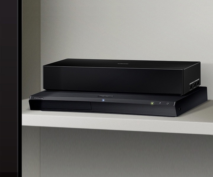 원커낵트 박스가 선반위에 올려져 있습니다.