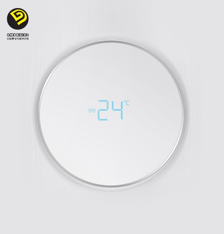  Q9500  제품의 에어 디스플레이가 클로즈업되어 있습니다. 좌측 상단 산업통상자원부선정 GOOD DESIGN 마크