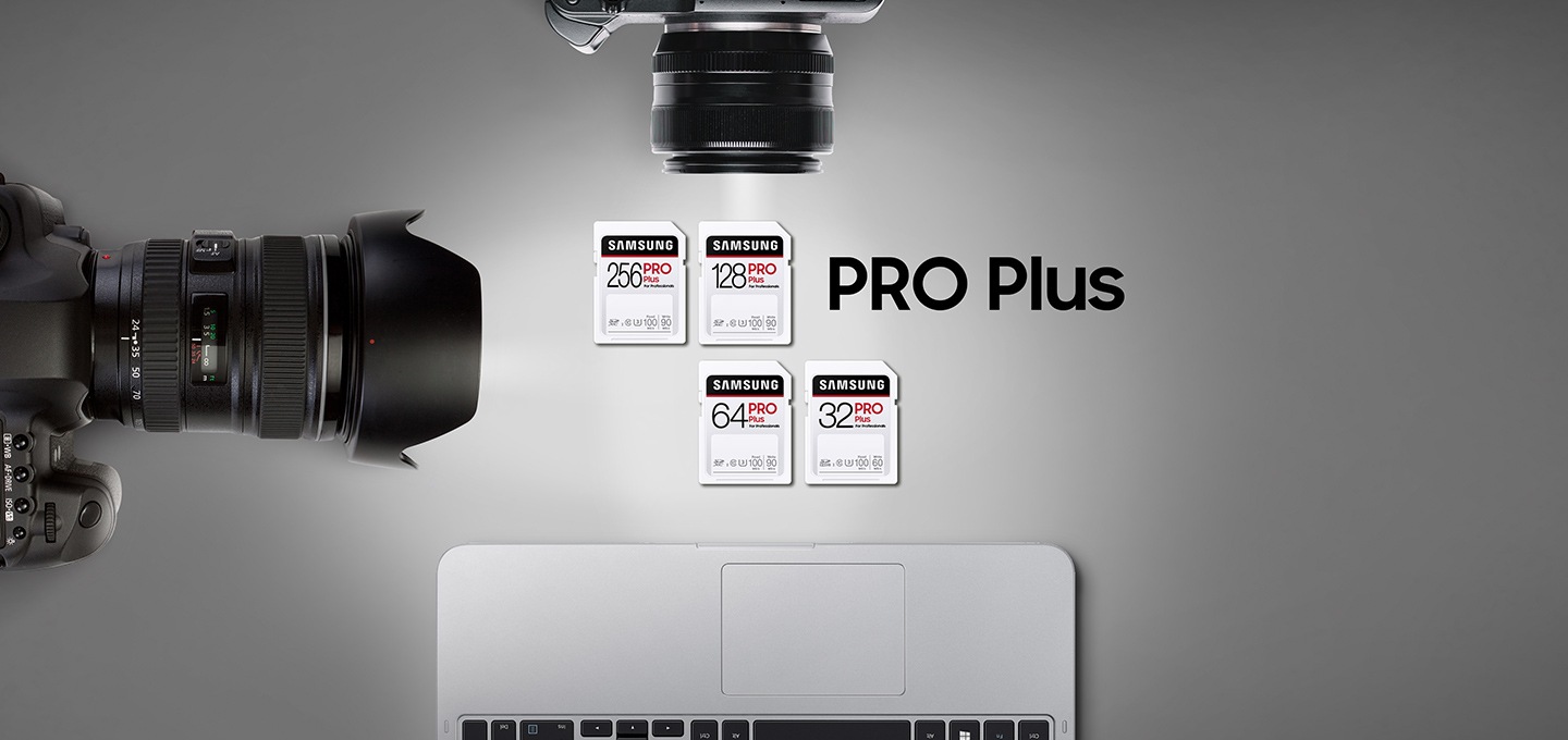 카메라 및 노트북, 그리고 PRO Plus SD 메모리카드 256, 128, 64, 32 GB가 노출되고 있습니다.
