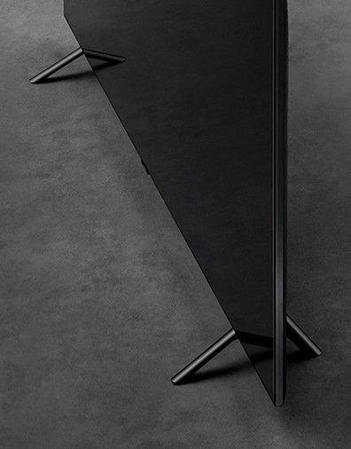 TV 옆면이 보입니다. 