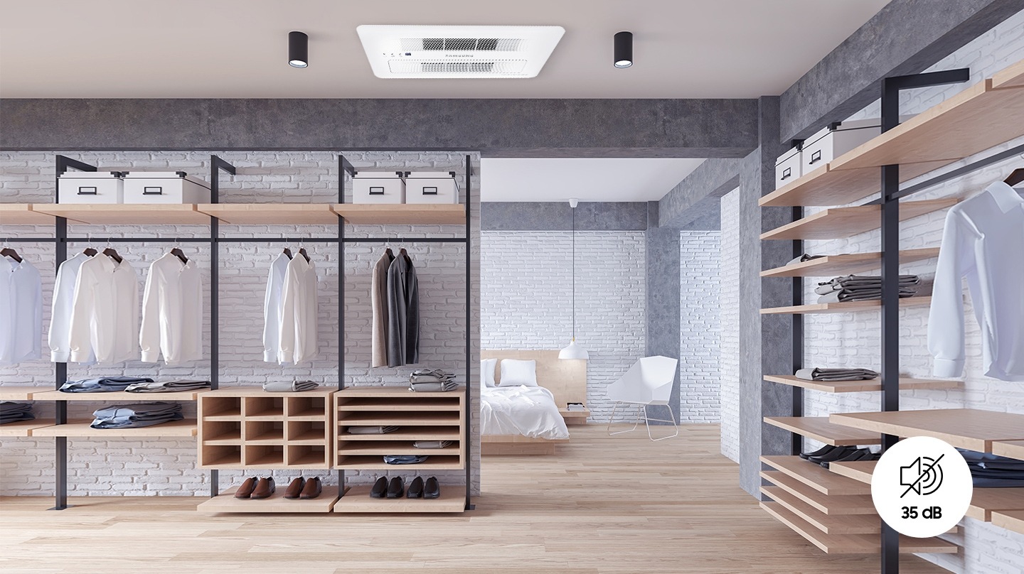 드레스 룸에 시스템 제습기가 설치되어 있는 모습이며, 최소 35dB 소음을 하고 있다는 모습을 보여주고 있습니다.