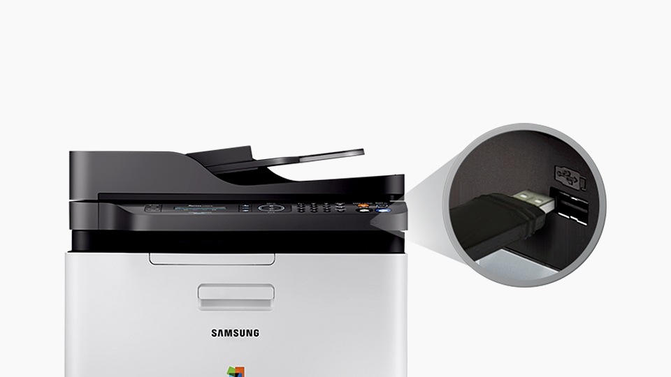 왼쪽에 SL-C438FW 모델있고, 오른쪽에 해당 모델의 USB 단자가 확대되어 보여짐
