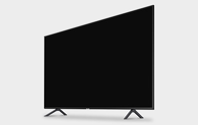 좌측 30도 각도로 놓여진 TV 제품이 보입니다.