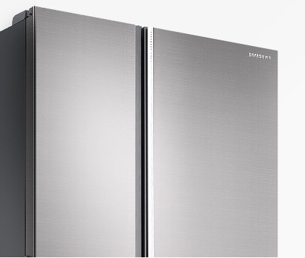 H9000의 좌측 상단을 클로즈업해 마감과 손잡이 디자인을 자세하게 보여주는 이미지입니다.