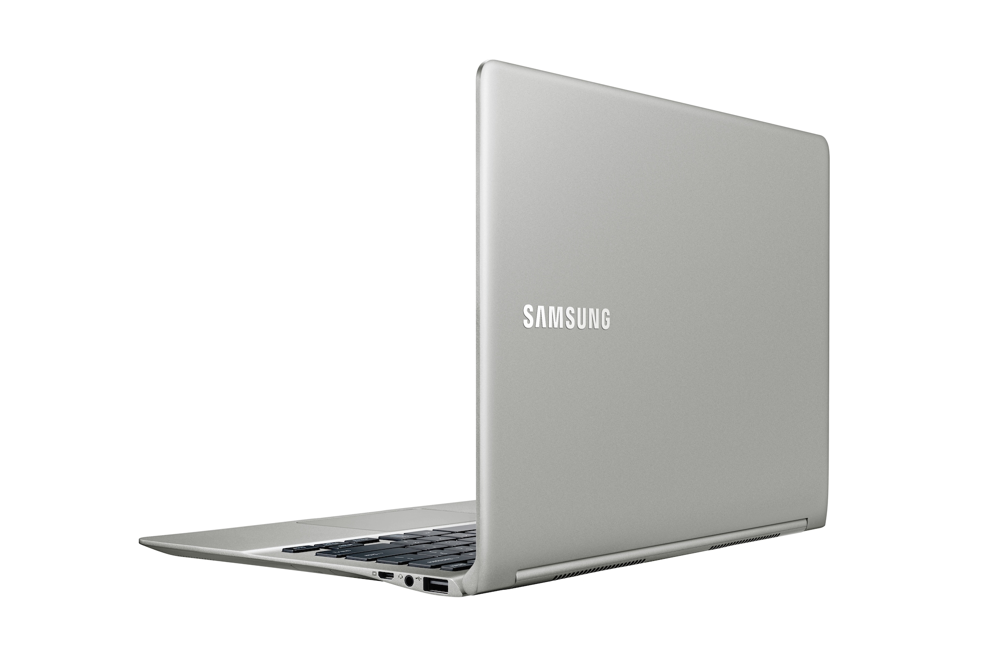 노트북 9 metal (33.7cm) 
NT900X3L-K78L 
Core™ i7 / 256GB SSD