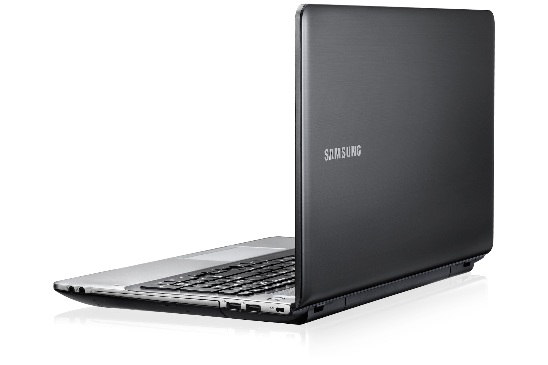 삼성 노트북 시리즈3
NT355V5C-S95D
(39.6cm LED 디스플레이)