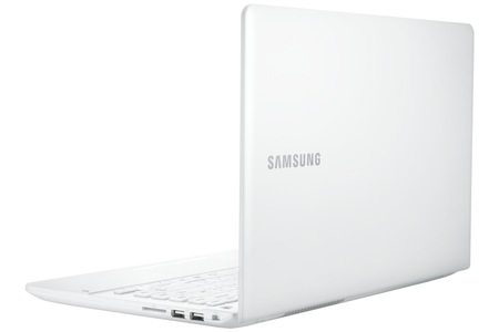 삼성 노트북 4
NT455R4J-K41
(35.6cm LED 디스플레이)