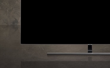 Samsung QLED Smart TV (Q90R) with